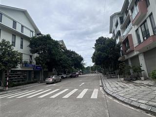 Cho thuê nhà mặt đường to hướng đi vào aeon 90m2