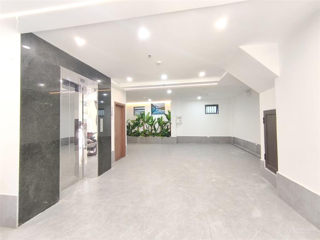 Ccmn lê văn lương, câu giấy ,dòng tiền 130tr/tháng, 92m 7 tầng, thang máy, mt= hậu = 7.2.m ,21p.