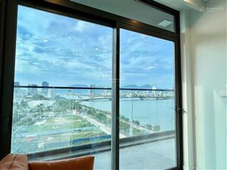 Một căn hộ thanh lịch ở một vị trí hàng đầu và tầm view cực đỉnh
