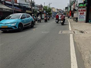 Nhà đẹp sân xe hơi trung tâm phước long a giá 11 tỷ