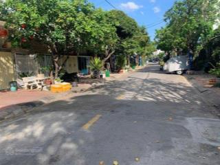 Bán nhà mới tinhlung linh full nội thất trung tâm phước bình, q9