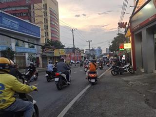 Đất hiếm còn sót trục chính đỗ xuân hợp, tt phước long b, q9