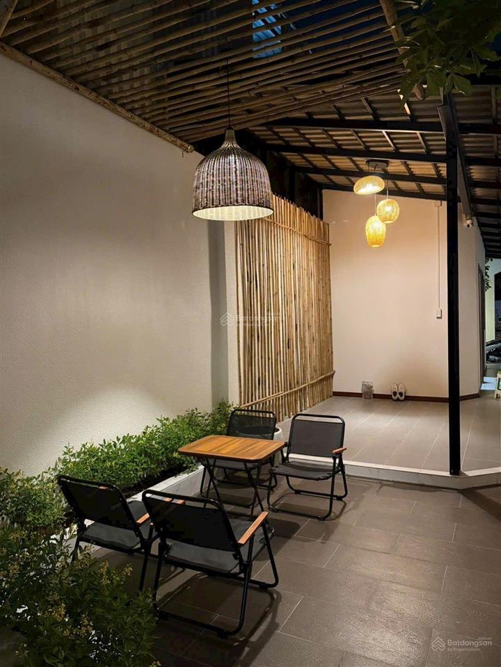 Nhà hiếm không có căn thứ 2 vị trí vàng lê văn việt