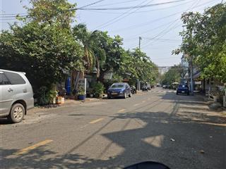 **nhà 4 tầng mặt tiền đường số phước bình