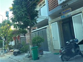 Nhà 3 tầng mt khu phố tây an thượng sát châu thị vĩnh tế, đỗ bá vài phút đi bộ ra biển mỹ khê