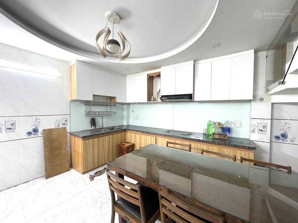 Hẻm xe hơi, 5 tầng btct, tặng full nội thất chủ ngợp bank