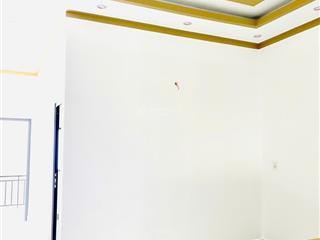 Chính chủ cấn bán gấp căn nhà gần khu dân cư đông đúc, đầy đủ tiện ích