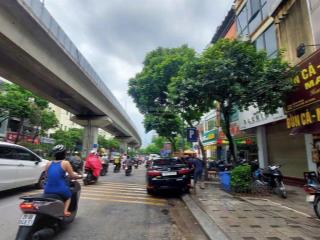 Bán nhà mặt phố hào nam đống đa, 73m2, 3 tầng, mt 5m, gần hoàng cầu, giá 29 tỷ