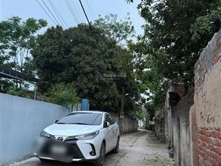 Bán đất chỉ chỉnh 1 tỷ . lô góc 2 mặt thoáng , đường thông tứ phía