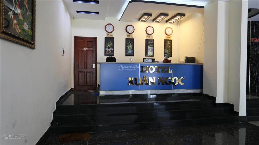 Không có người quản lý cần bán khách sạn kd hiệu quả ngay trung tâm chánh phú hòa, bến cát, tp hcm