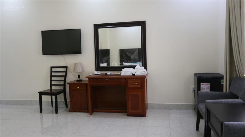 Không có người quản lý cần bán khách sạn kd hiệu quả ngay trung tâm chánh phú hòa, bến cát, tp hcm