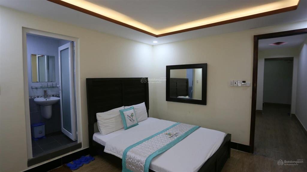 Không có người quản lý cần bán khách sạn kd hiệu quả ngay trung tâm chánh phú hòa, bến cát, tp hcm