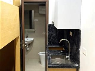 Bán nhà vip đường hoàng quốc việt cầu giấy 40m2 6 tầng 11 tỷ cầu giấy hà nội