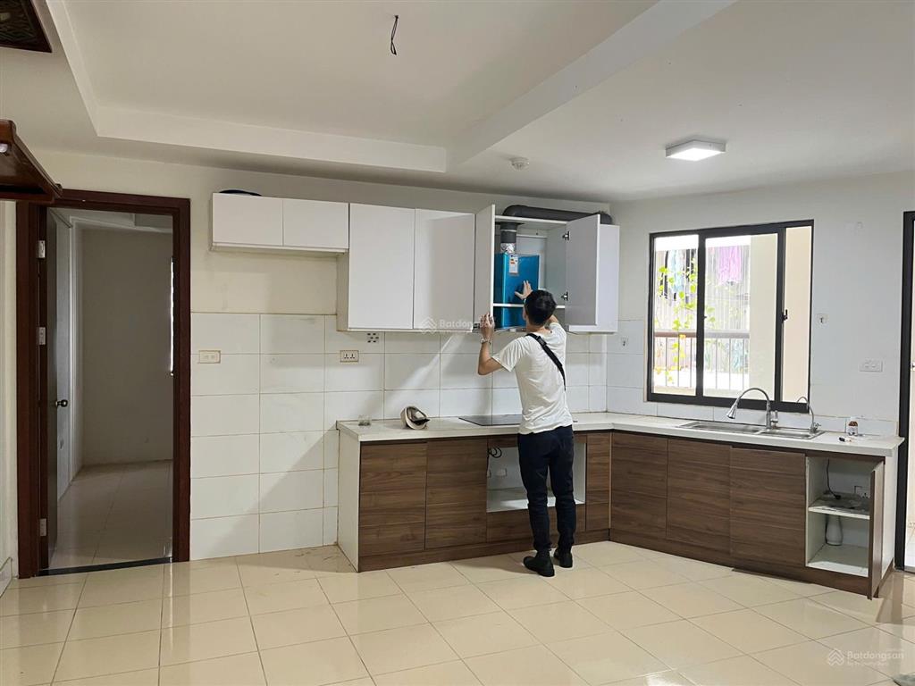 Cho thuê chung cư ct1 ( 2 ngủ 1 vệ sinh ) 7tr5 ngay gần phenikka , đại nam