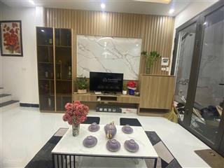 Nhà dân xây, 1 nhà ra ôtô tránh, 5 tầng,4 ngủ , phố an hòa hà đông 26m 7,9 tỷ.