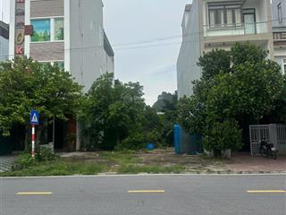 Quỹ đất độc quyền khu la gián ngay ngã tư lục quân, diện tích 110m2, mặt tiền 5,5m.