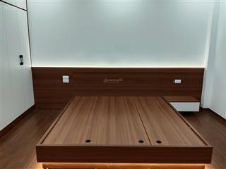 Siêu phẩm giữa lòng hà nội  thang máy, 50m ra đường ngõ thông . 41m2  6 tầng  mặt tiền 4,55m.