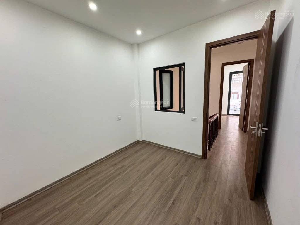 Cần bán nhà 5 tầng phố lê quang đạo dt 35m gần phố giá chỉ hơn 8 tỷ