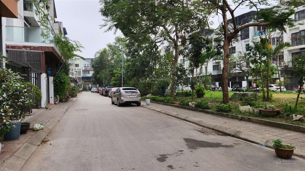 Bán gấp biệt thự 5 tầng phố lê quang đạo, đại mỗ, nam từ liêm, hn. dt 100m2, mt 7m, giá nhỉnh 30 tỷ