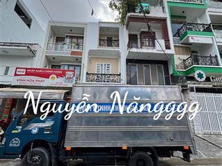 Mặt tiền đường số trục lâm văn bền q7, nhà trống thông, có thể cải tạo theo nhu cầu kd sầm uất