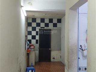 Cho thuê nhà tầng 5 khu tt phương mai cũ