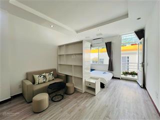 Cho thuê căn hộ 1pn vách ngăn ban công, full nội thất q1 gần bùi viện, đh văn lang, nguyễn khắc nhu