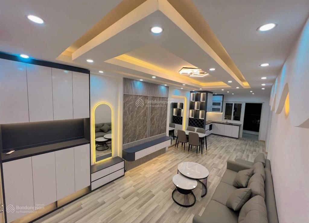 Cho thuê ngay căn hộ 2pn tại royal city, 109m2, 17 triệu.  0353 926 ***