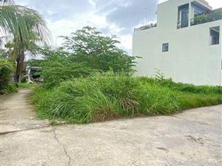 Chủ quê ở gò công, lấy chồng xa nên bán đất lấy vốn kinh doanh, giá bán 475tr/130m2, shr,có thể vay