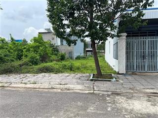 Ngay kdc xã lợi bình nhơn, đất bán giá lỗ chỉ 650tr/90m2,nằm trong kdc, đường nhựa 6m,pháp lý chuẩn