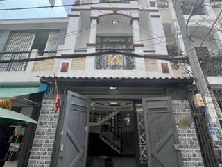 Ngay hương lộ 2  nhà đẹp full nội thất  1 trệt 2 lầu  chỉ 6t2