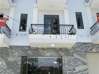 Bán nhà chính chủ mặt tiền đường shr gần ubnd, chợ chỉ từ 2 tỷ