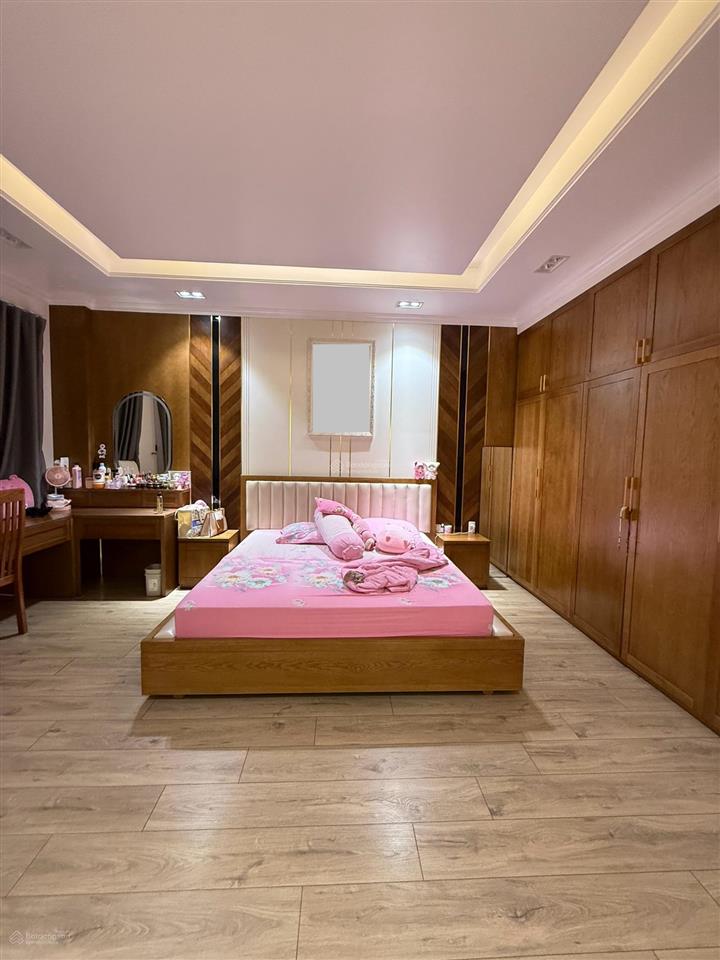 Chính chủ bán nhà siêu phẩm 4 tầng view sông hướng đông nam