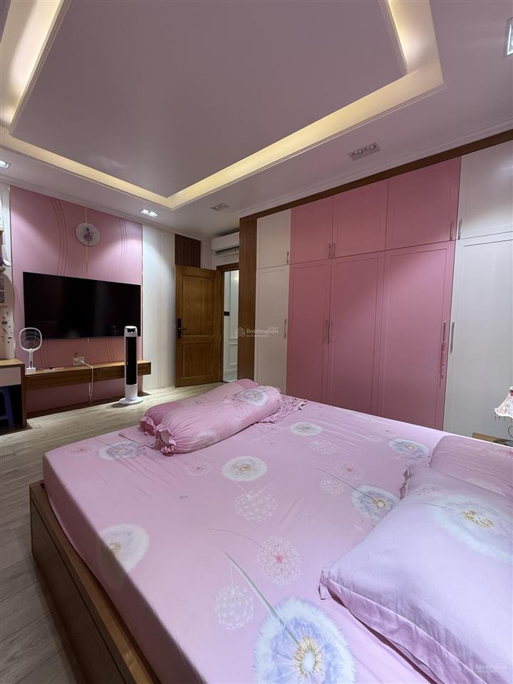 Chính chủ bán nhà siêu phẩm 4 tầng view sông hướng đông nam