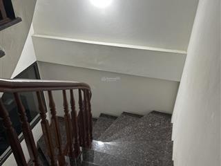 Cho thuê nhà 5 tầng phố thái hà, 8phòng ngủ, 4 wc