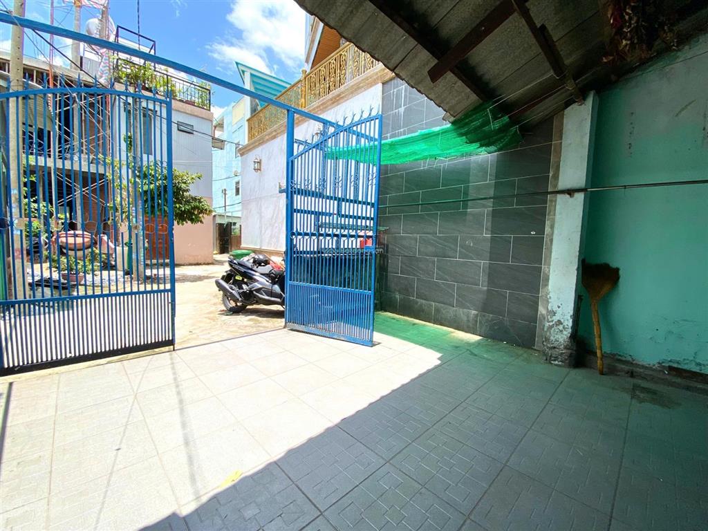 Chỉ 5.65 tỷ có ngay nhà 81.1m² hiếm có ngay lê văn việt, q9, vị trí siêu tiện lợi