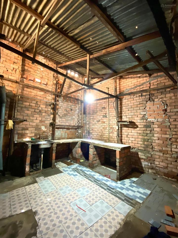 Chỉ 5.65 tỷ có ngay nhà 81.1m² hiếm có ngay lê văn việt, q9, vị trí siêu tiện lợi