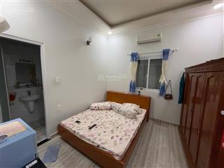 Nhà mới tinh đẹp lung linh đương lý phục man trung tâm quận 7.