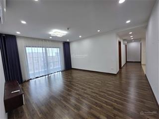 Cần bán nhanh căn hộ 4 ngủ goldmark, tầng trung hướng mát giá chỉ 11,8 tỷ ( có tl )