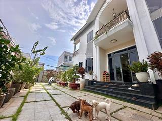 37tr/m2siêu phẩm biệt thự sân vườn  sát trung tâm thủ đức  15x25 375m2  đường ô tô 8m chỉ 14 tỷ