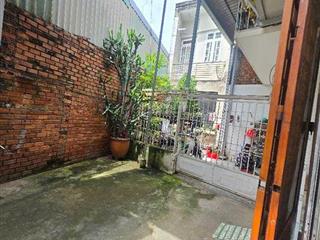 Nhà ngay chợ đầu mối tỉnh lộ 43, 2,2 tỷ, 44m2, 2pn, 1wc, giá siêu hời