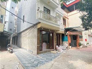 Chưa đến 9.x tỷ sở hữu nhà mới kim giang, 5 tầng, lô góc, mặt tiền ngõ xe lexus 570 tránh nhau