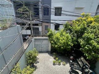 Bán nhà chính chủ diện tích 157m2 mặt tiền ngang 6.5m nhà ở lâu năm sân rộng nhà rộng rãi