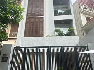 D68 khu nhà vườn, khu đô thị việt hưng 120m2  5 tầng  mặt tiền 6m