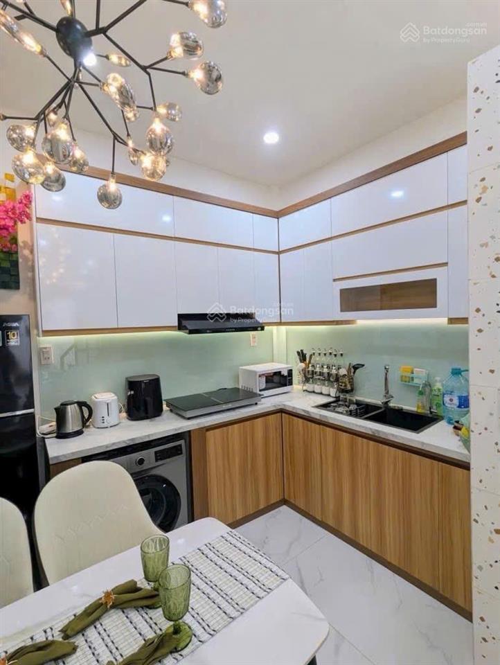 Ngay ngã ba lê đức thọ  đường số 59  chỉ hơn 4 tỷ