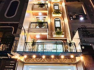 Giá 7tỷ890  lên sóng siêu phẩm 1 trục. khu nhà đồng bộ. nguyễn tư giản vị trí siêu đẹp