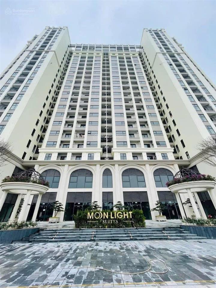 Cho thuê shophouse chân đế chung cư moonlight  giá mềm!