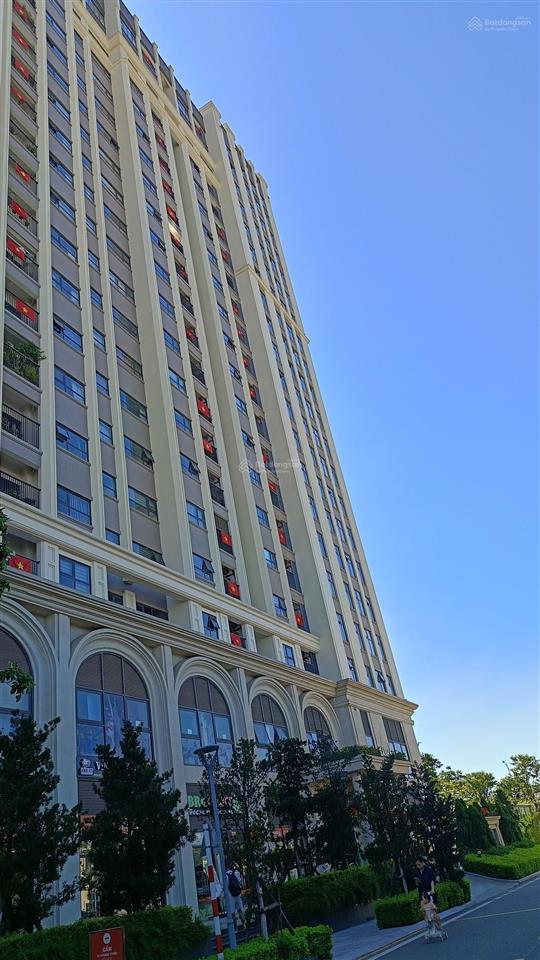 Cho thuê shophouse chân đế chung cư moonlight  giá mềm!