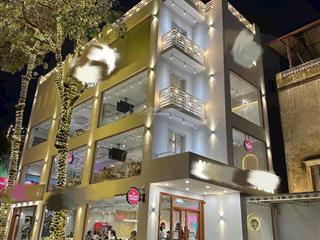 Cho thuê nhà mặt phố nguyễn thị định, 120m2 x 3 tầng, 8m mặt tiền, giá 80tr, mọi mô hình kinh doanh