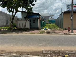 Chủ kẹt bán gấp đất đ.ngô quyền, bàu trâm, long khánh, đồng nai gần thpt hoàng diệu, 120m2/800tr