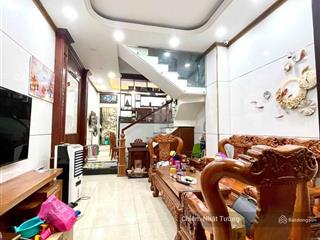 Nhà bán 1 sẹc, hẻm xe tải tránh nhau, thông tứ tung, 4 tầng, 4m x 16m (64m2) giáp lê văn quới